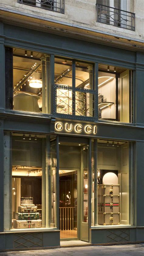 gucci paris website